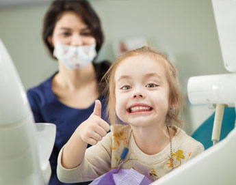 روش‌های کاهش اضطراب کودکان در ویزیت‌های دندانپزشکی